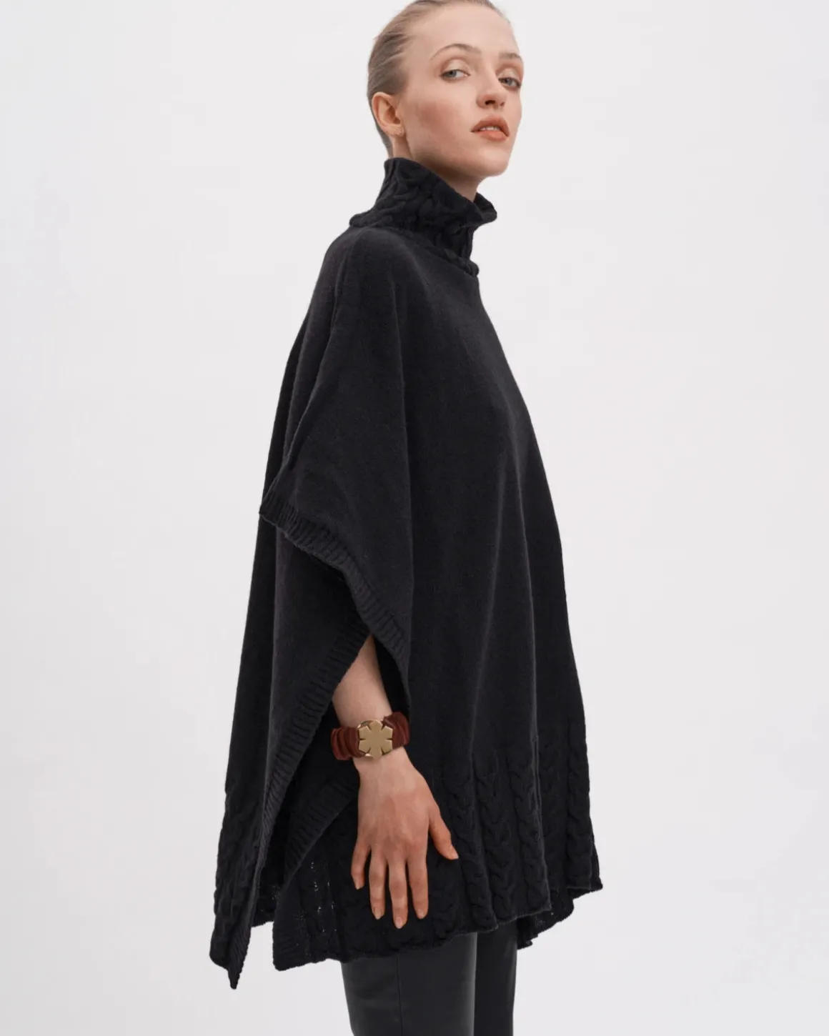 ARIE PONCHO - ULD
