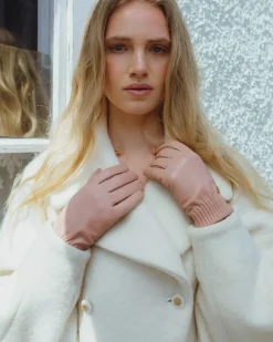 CECILIA