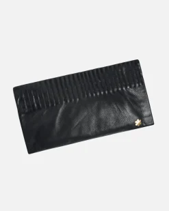 CECILIA SECRET CLUTCH