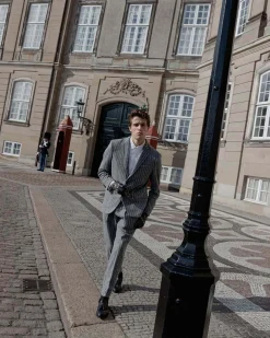 FREDERIK