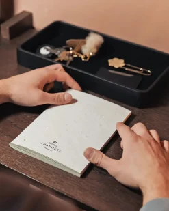 KALMUS DESK TRAY