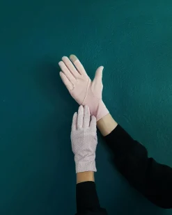 PROTECTIVE SHOPPING GLOVES